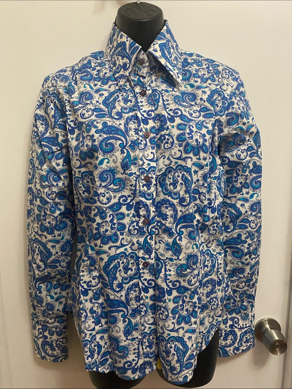 Women’s Blue Paisley Button-Up Shirt